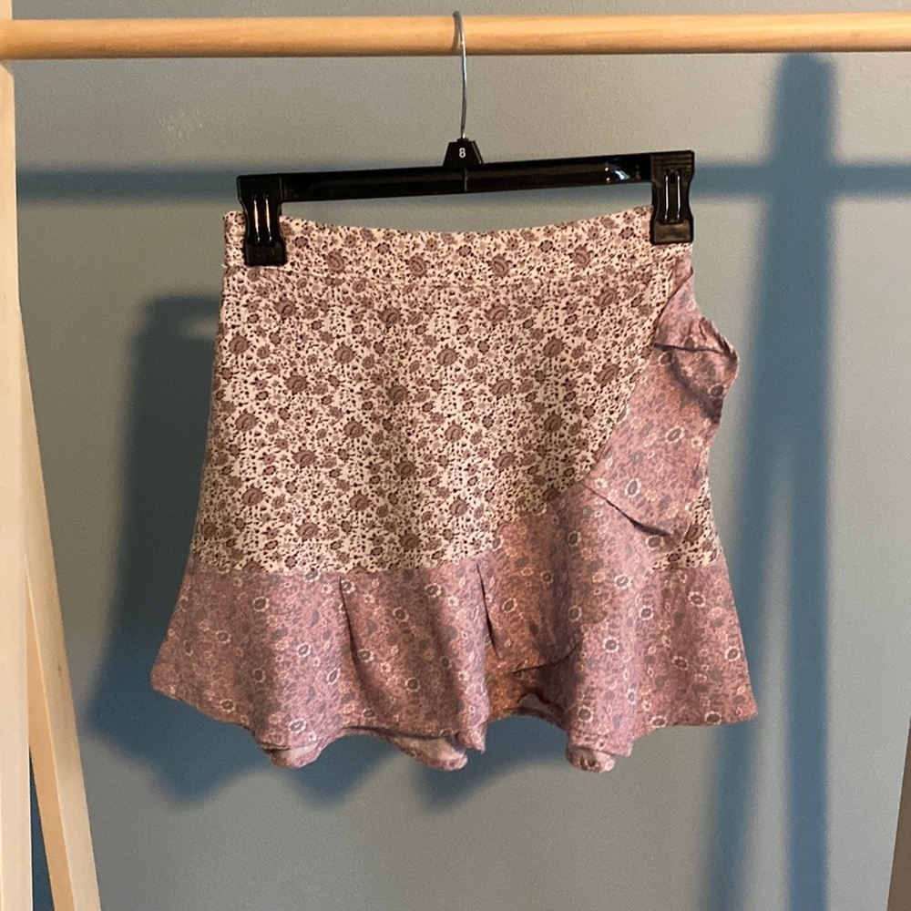 Sim & Sam XS Beautiful Juniors Girls Flowy Floral Mini Skirt Preowned